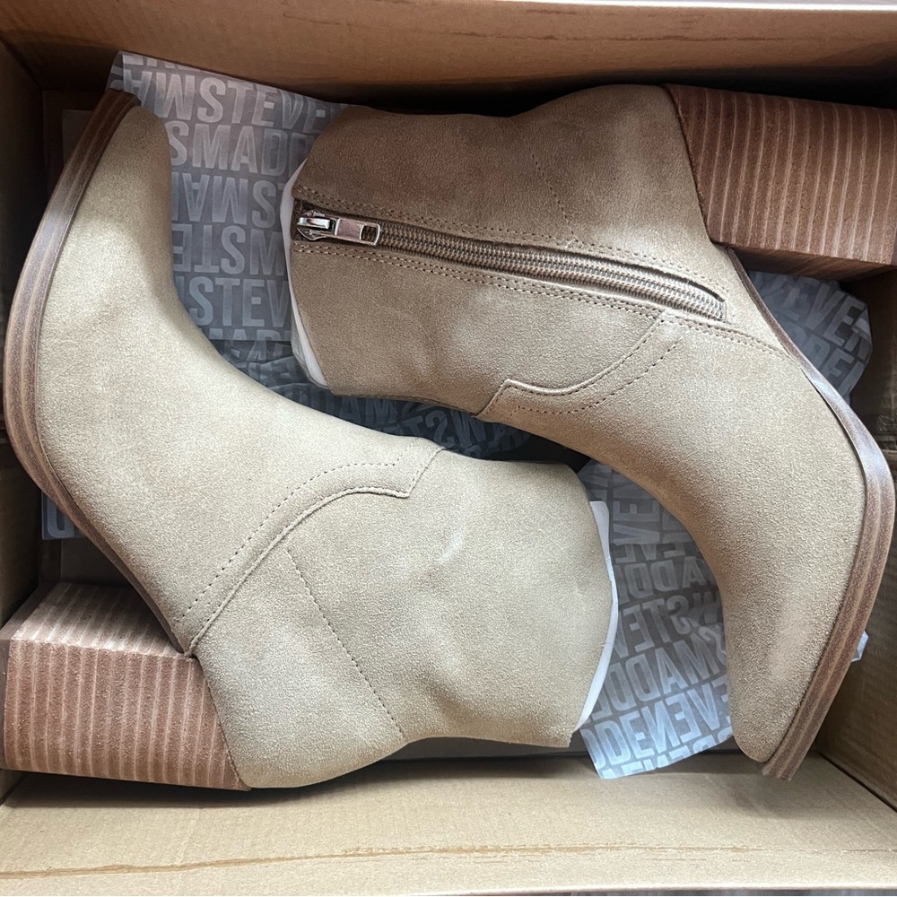 Steve Madden Cate Suede Booties